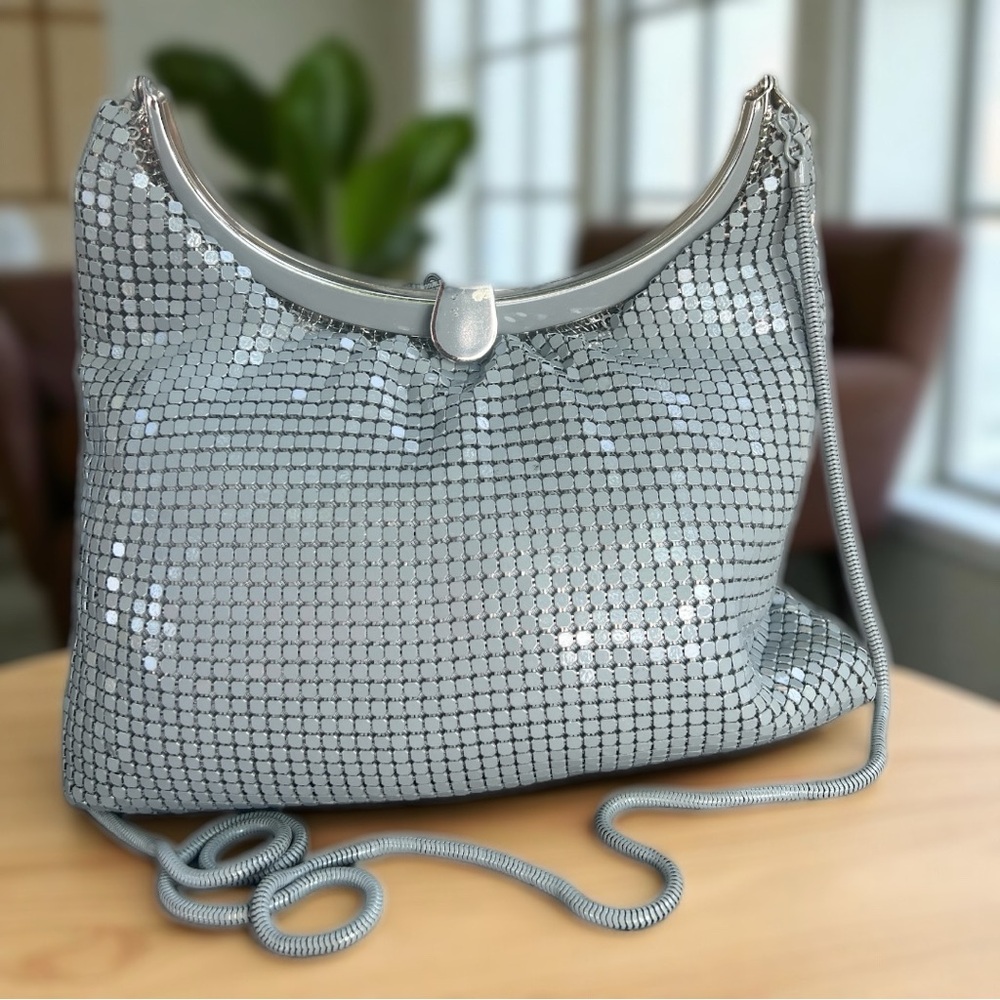 Vintage-Inspired Gray Mesh Metallic Purse – Shoulder Bag Elegance